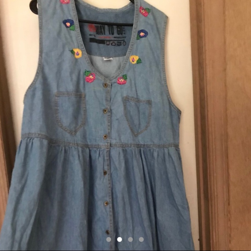 Jumper denim embroidered dress - Picture 2 of 4
